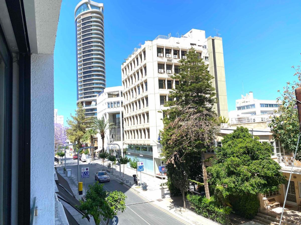 Urban Habitat Capsule Beds * Nicosia